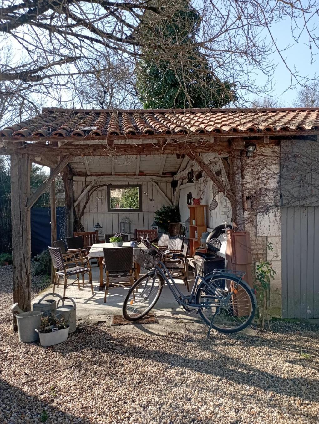 Au Coeur De Menesterol Chambre Emotion Montpon-Menesterol Exterior foto